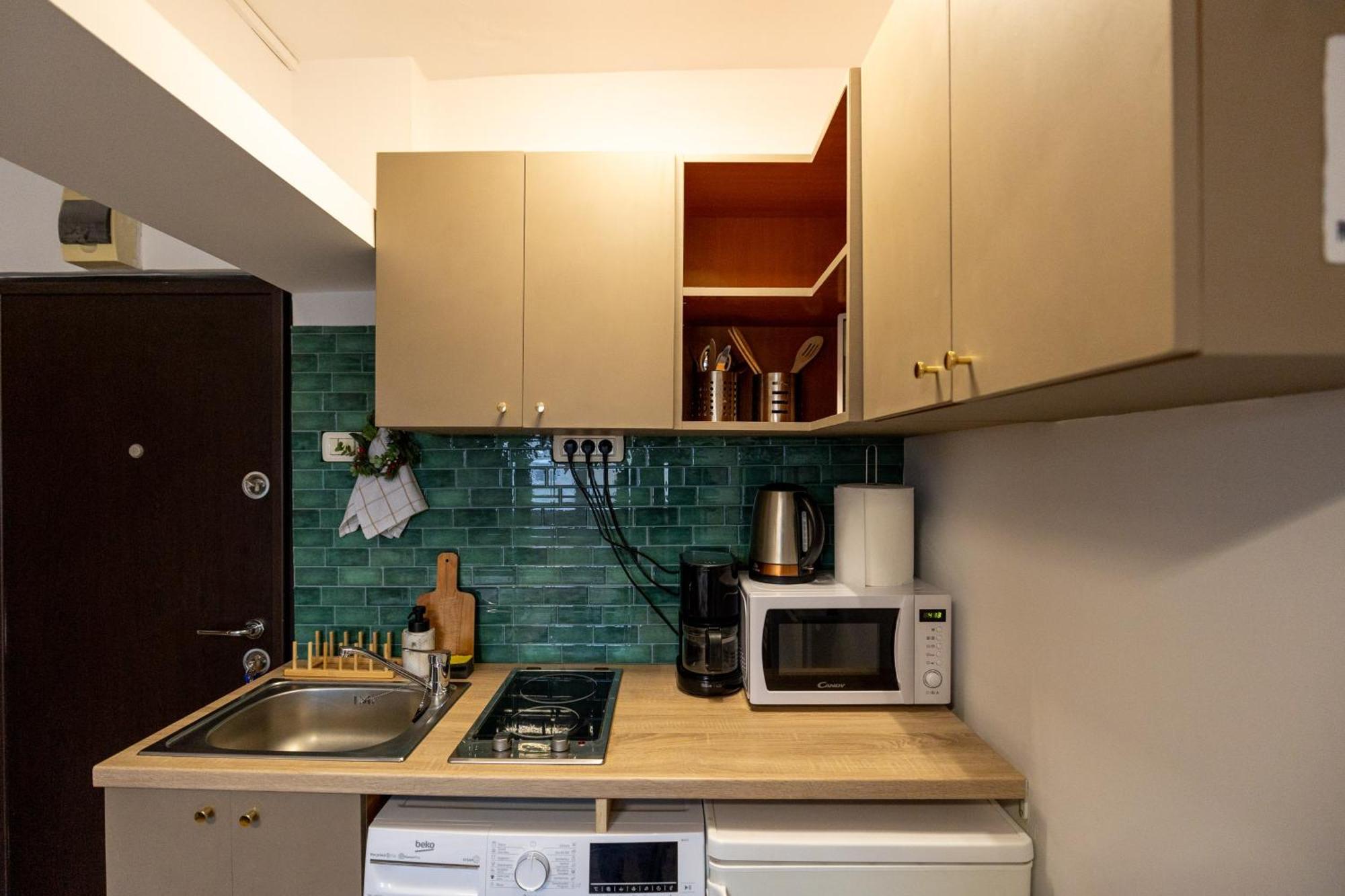 Cozy Studio Retreat - Quiet, Premium Stay Timisoara Exterior foto